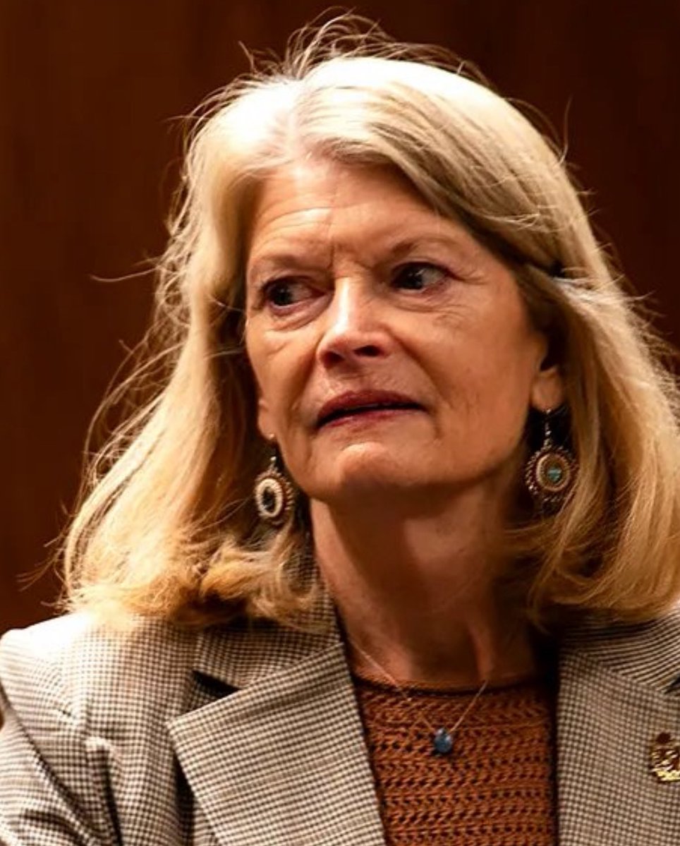 TrumpsHurricane's tweet photo. If Explosive Diarrhea had a Face ID would be Lisa Murkowski https://t.co/755RGY8ulz