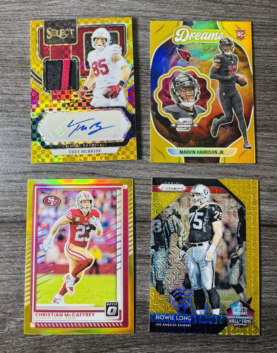 GKSportCards's tweet photo. Gold Football Lot 🏈 

$450 Shipped

All /10

RT’s Appreciated 🤜🤛 https://t.co/xHPY6YKC4o