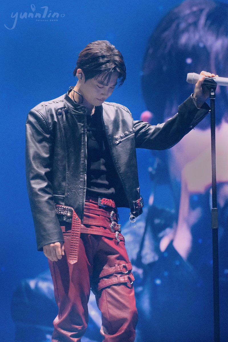 yunn7in's tweet photo. 260719
EXOPLANET#6 - EXhOrizon in Kaohsiung
Day2

#준면 #김준면 #金俊勉 #수호 #SUHO #スホ
#EXO #EXhOrizon #EXhOrizoninKaohsiung
@weareoneEXO https://t.co/m1q11CKo78