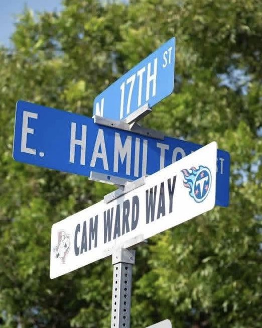 Titans's tweet photo. Cam Ward Way reveal in West Columbia, Texas https://t.co/bxinjHumT0