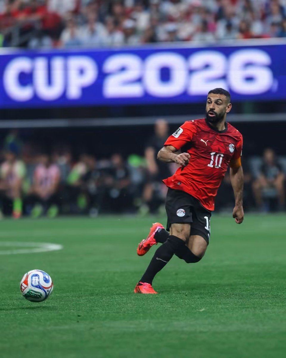 EFA's tweet photo. بين 1248 لاعبًا شاركوا في كأس العالم بحسب الموقع الرسمي لـ "فيفا" 🌍🇪🇬

تواجد مصري مميز في قائمة الأفضل:

⭐ إمام عاشور — المركز 28
⭐ مصطفى زيكو — المركز 30
⭐ محمد صلاح — المركز 49
⭐ ياسر إبراهيم — المركز 57 https://t.co/sM2RTXQCb6