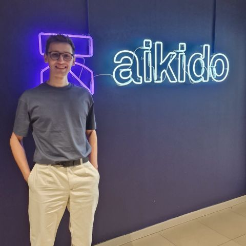 PinkDraconian's tweet photo. Today I started as a 𝐒𝐞𝐜𝐮𝐫𝐢𝐭𝐲 𝐑𝐞𝐬𝐞𝐚𝐫𝐜𝐡𝐞𝐫 at @AikidoSecurity 💜

My goal as an ethical hacker has always been to have 𝐢𝐦𝐩𝐚𝐜𝐭 and to make the digital space more secure for everyone. https://t.co/hPs678SxOH