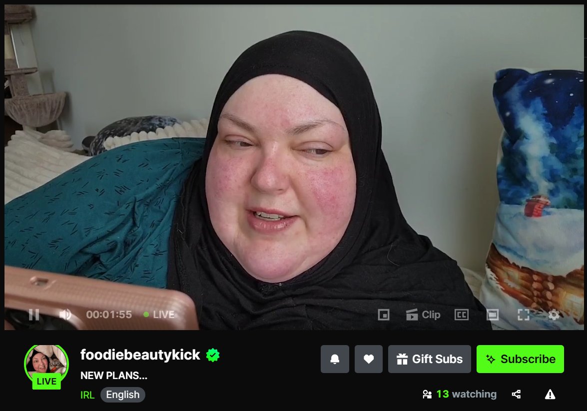 Lori Kopf Reacts tweet media