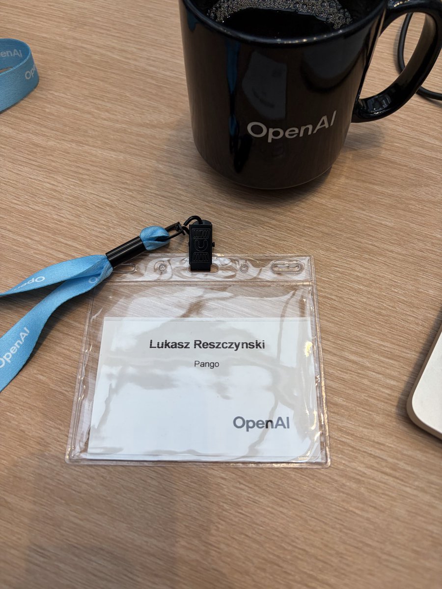 Lukasz Reszczynski (YC S26) tweet media