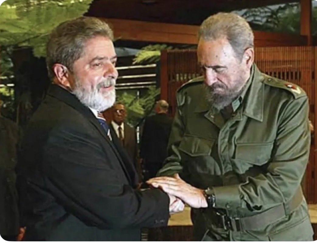 iane_menezes's tweet photo. URGENTE: 🚨 
Lula é citado no relatório de Marco Rubio que acabou de sair com mais de 100 páginas sobre o regime cubano. Lembrando que Lula financiou esse regime com MAIS MÉDICOS, usou fundo do BNDES com empréstimos de bilhões de dólares, ajudou na infraestrutura do Porto de Mariel, ajuda humanitária, acordos agrícolas e econômicos etc.