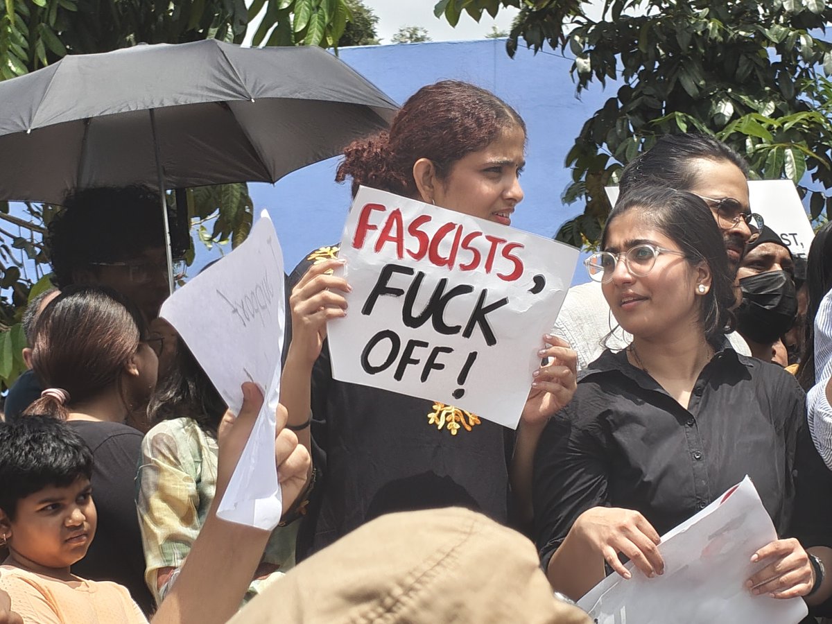 _six_of_stories's tweet photo. Been to two protests this week and the political atmosphere is clear. 
#BJPHATAO https://t.co/7Lx8BjAqmg