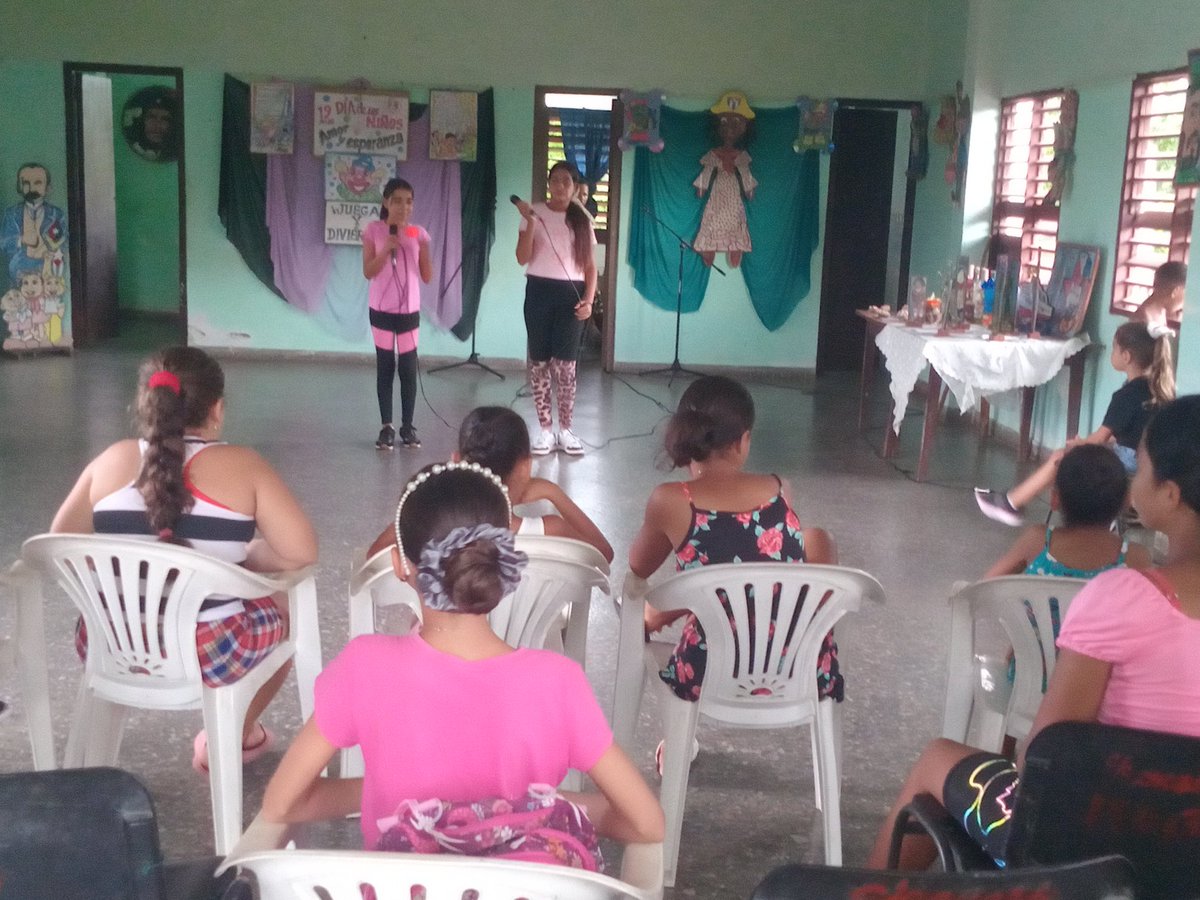 CCOMNVICTORIA's tweet photo. Actividad por el día de los niños en el pobldo la victoria https://t.co/obeyiRupyy