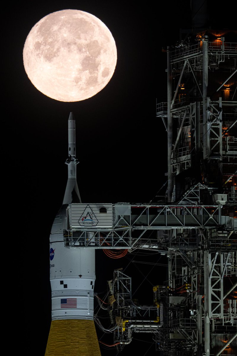 NASAArtemis's tweet photo. 🌕 Happy International Moon Day!

On this day in 1969, Neil Armstrong took humanity's first steps on the Moon. Today, through the Artemis program, we're building on that legacy.

Together, we're shaping the future of deep space exploration, one mission at a time. https://t.co/nV3Itask9w