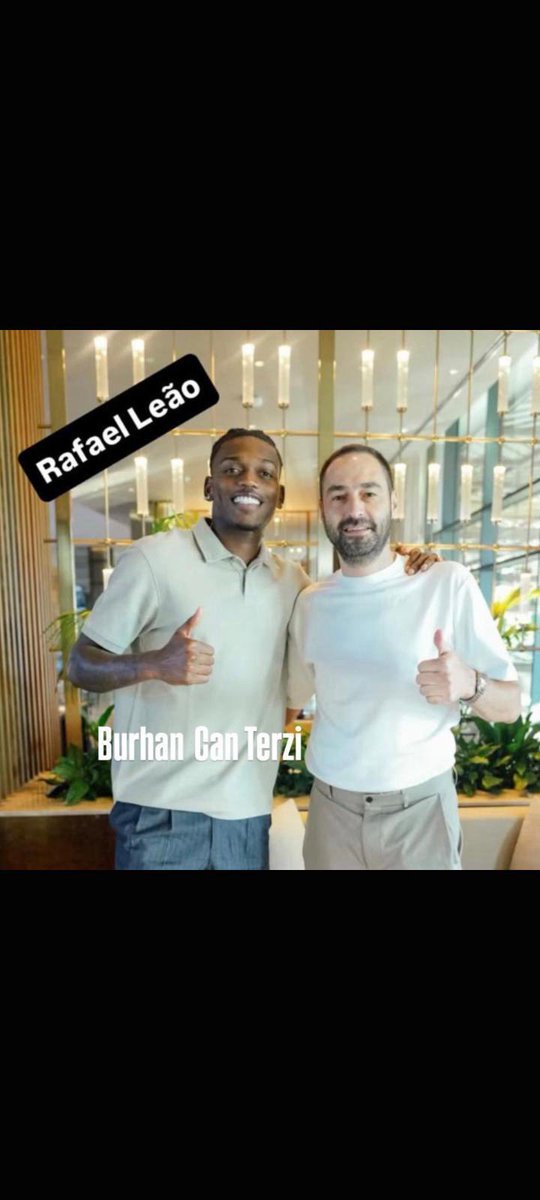 galanesttt's tweet photo. 🚨 Galatasaray, Rafael Leão'ya teklif yaptı. (Burhan Can Terzi)

🔸 Rafael Leão, teklifi düşüneceğini bildirdi ve Galatasaray ile ilgili bilgi toplamaya başladı. https://t.co/EU9umsLah3