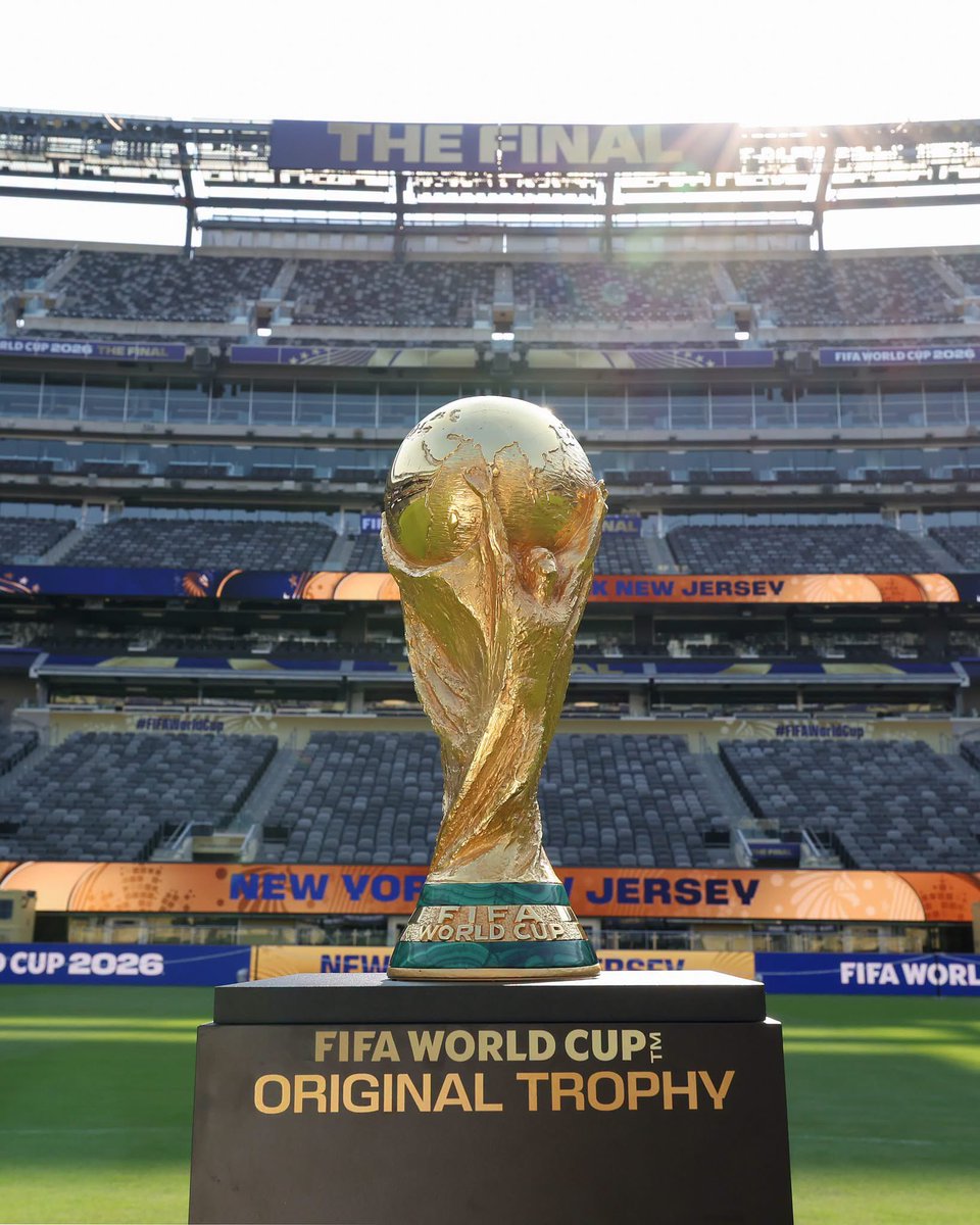 arturobenavidez's tweet photo. Durante semanas muchos estaban convencidos de que el Mundial estaba arreglado y que la FIFA tenía a su favorito

Pero España ganó y muchas de esas teorías se quedaron sin explicación

Quizá el problema no es el que gana, sino lo mucho que nos cuesta aceptar que alguien fue mejor https://t.co/tON34dUG7i