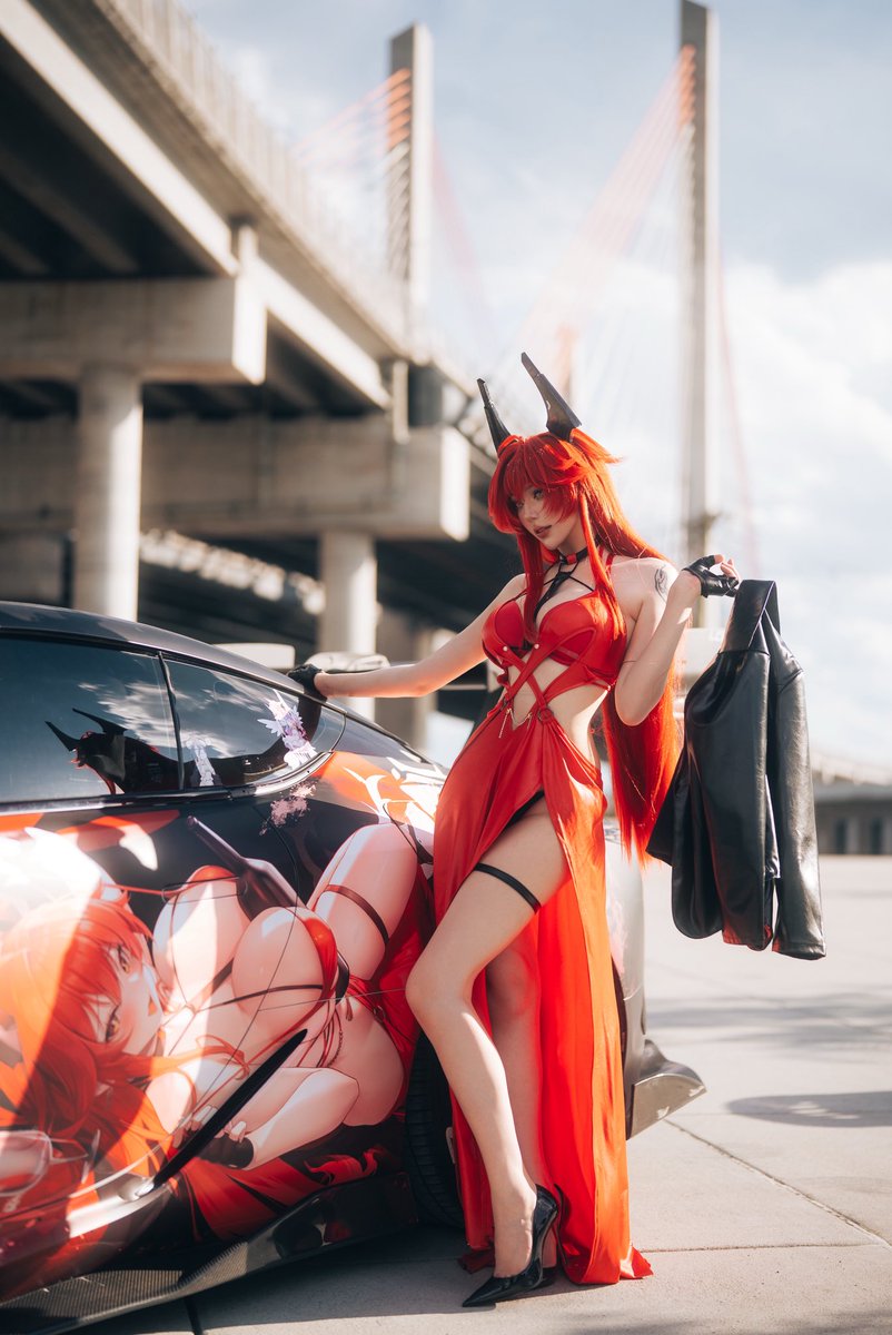 zealxv's tweet photo. 🏁🍷

Nikke Red Hood https://t.co/YME78W9wNf