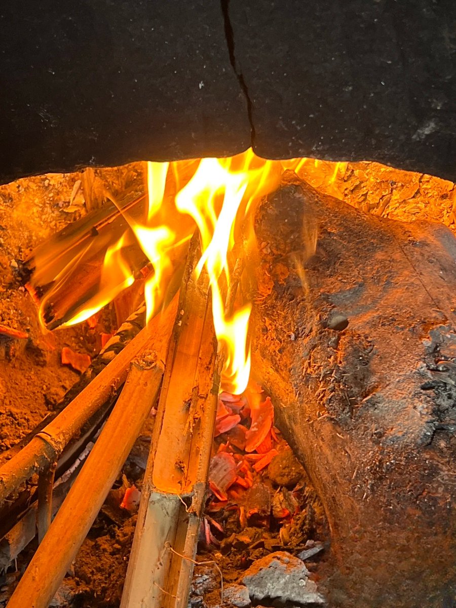 imsj041's tweet photo. Tried authentic Thai green curry tonight—creamy, spicy, and full of fragrant kaffir lime leaves and bamboo shoots. Such a warm, vibrant bite that feels like a little trip to Bangkok!， https://t.co/0VvPNPwATV