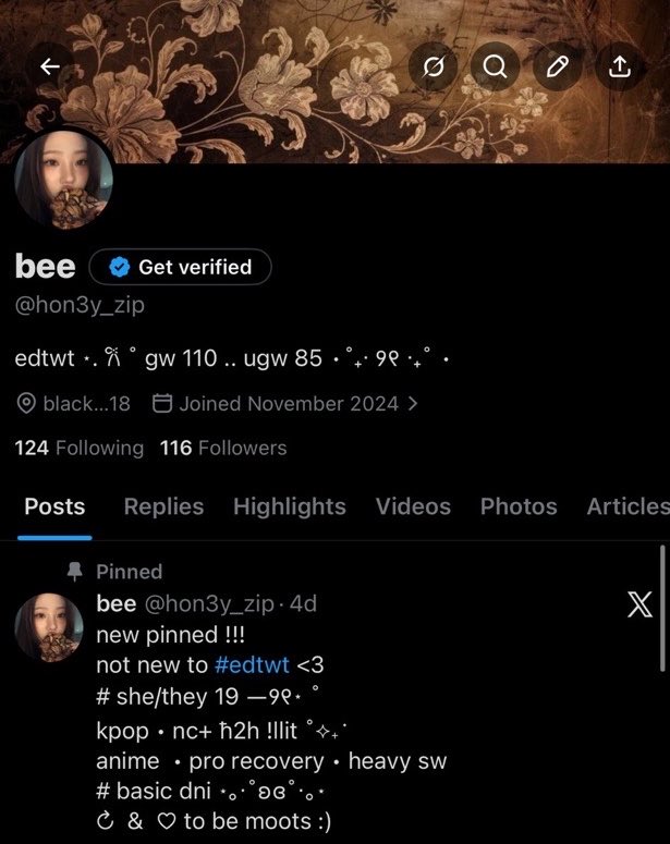 hon3y_zip's tweet photo. rip stella layout </3 https://t.co/3oSRPstrXy