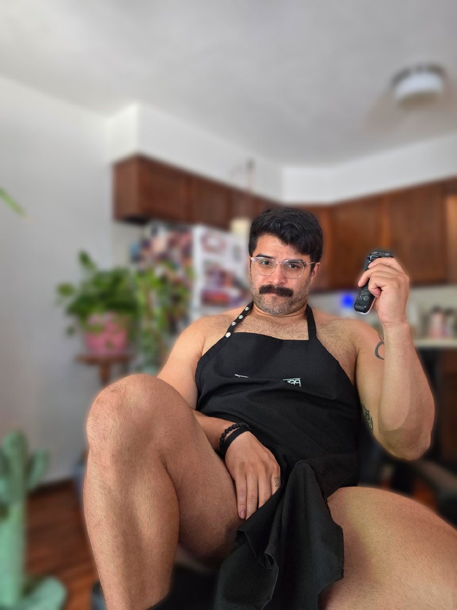 enhancedc0ffee's tweet photo. POV: I'm your new barber. https://t.co/Nr0hQJvSi1