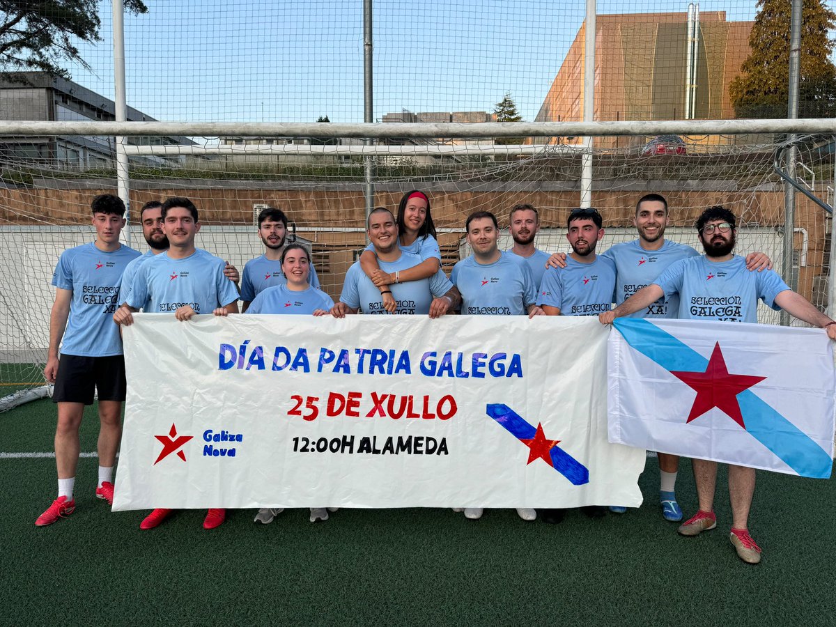 galizanova's tweet photo. Hai quen segue a insistir e repetir que o fútbol e a política nada teñen que ver, é curioso que esta afirmación apareza cando se cuestiona a selección española e non cando esta se converte no principal escaparate da identidade española 

Artigo completo en https://t.co/axqdTuGcMg https://t.co/fTysia1Gso
