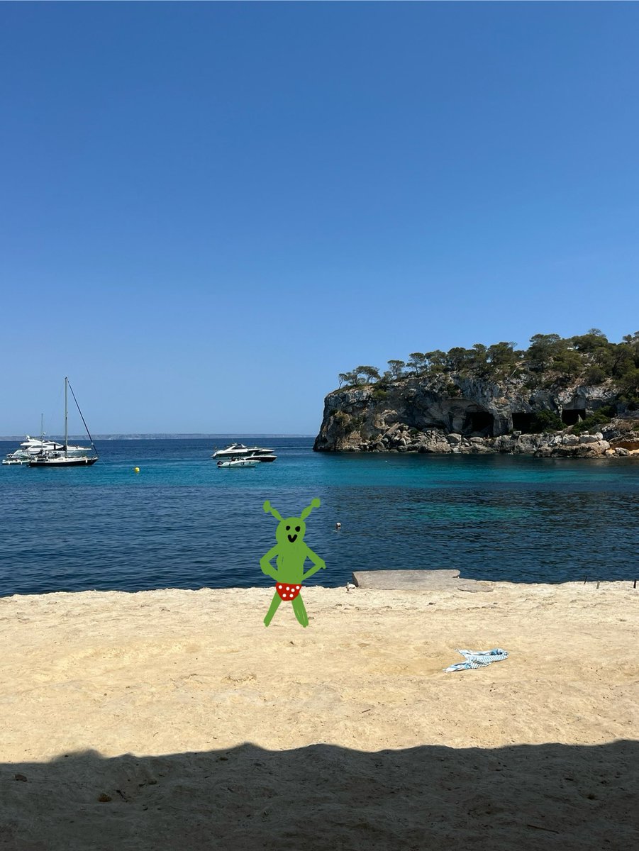 alienslander's tweet photo. Bleep bloop blorp bleep 👍
[Had a blast in the Mediterranean thx for asking!] 
#alien #blorp #eurosummer #aliens #abduction #et https://t.co/IICbuQU4Vj