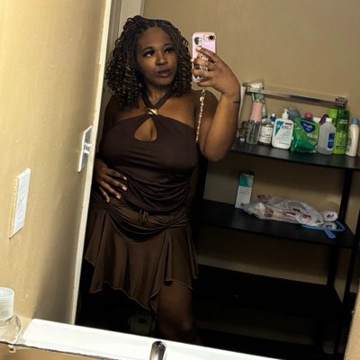 DeniseJ1920's tweet photo. #NewProfilePic https://t.co/hGQJaXnB5I