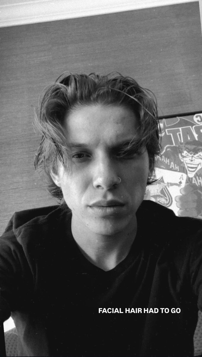 PisceeAngels's tweet photo. via IG story [PISCEEOFFICIAL]

he’s shaved his facial hair 😭💔 we will miss the stache for sure 
#PISCEE https://t.co/QKVVv0kFdR