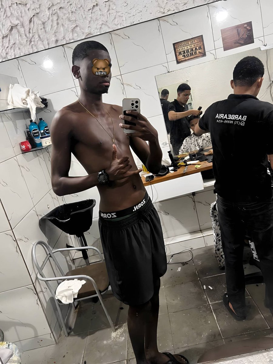 eumalik7's tweet photo. 🚂👈🏿 https://t.co/Yt9rrwISsS