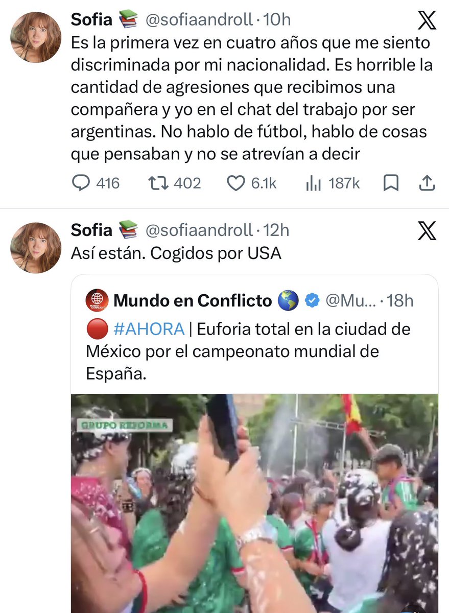 SantiagoRomanD7's tweet photo. 😂Si van a pedir respeto mínimo sean congruentes y pongan el ejemplo en darlo.

Vean a esta chica como se expresó del país más grande de habla hispana, un par de horas después se dobla, se hace la víctima y exige respeto cuando ella no lo da.

El chiste se cuenta solo. 😂 https://t.co/vUkjJ7DEht