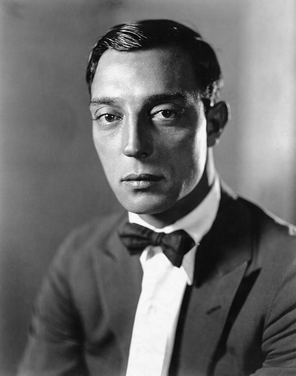 LongtimeGoner's tweet photo. @Punishedbass2 @MattWalshBlog To me she just looks like a scrawny man. A bit like Buster Keaton. https://t.co/nj7BsdrVrV