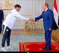 Engr_Saif_Elhaq's tweet photo. فرق بين... عر.ص و  ملك...
الصور تنطق.... https://t.co/Eo7eO69FyO