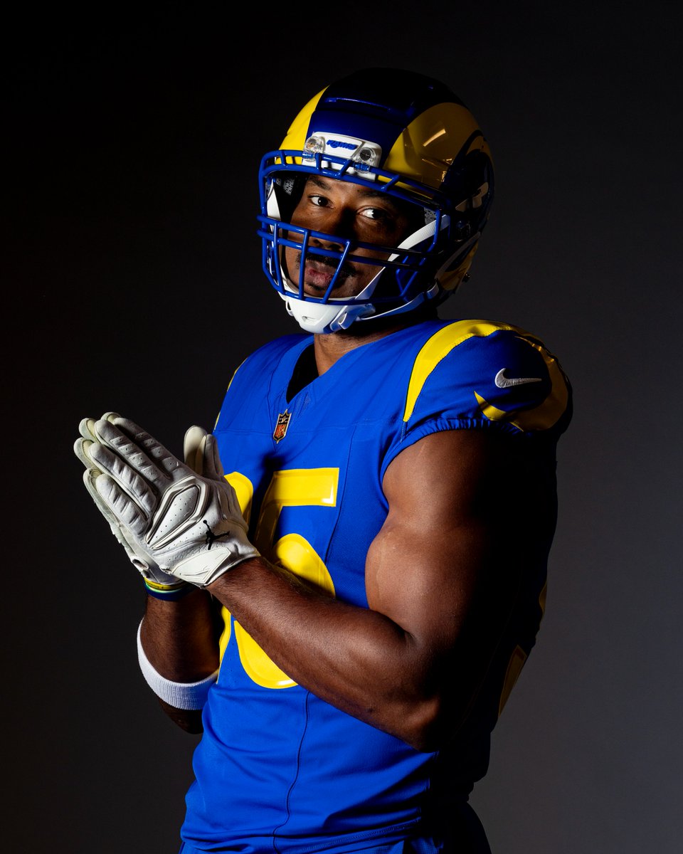 NFLBrasil's tweet photo. O novo pesadelo dos QBs da NFC Oeste. 😈

@Flash_Garrett | @RamsNFL https://t.co/NJKT99ssx0