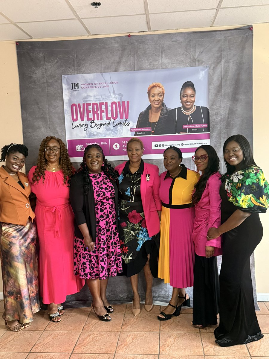 NikeAdeyemi's tweet photo. Grateful for great time in
New Jersey as the guest and Keynote speaker at the Women of Excellence Conference, Jesus House, New Jersey.

Hung out with PB and Yemi to watch the finals of the World Cup which was epic! https://t.co/qSPmayHjJd