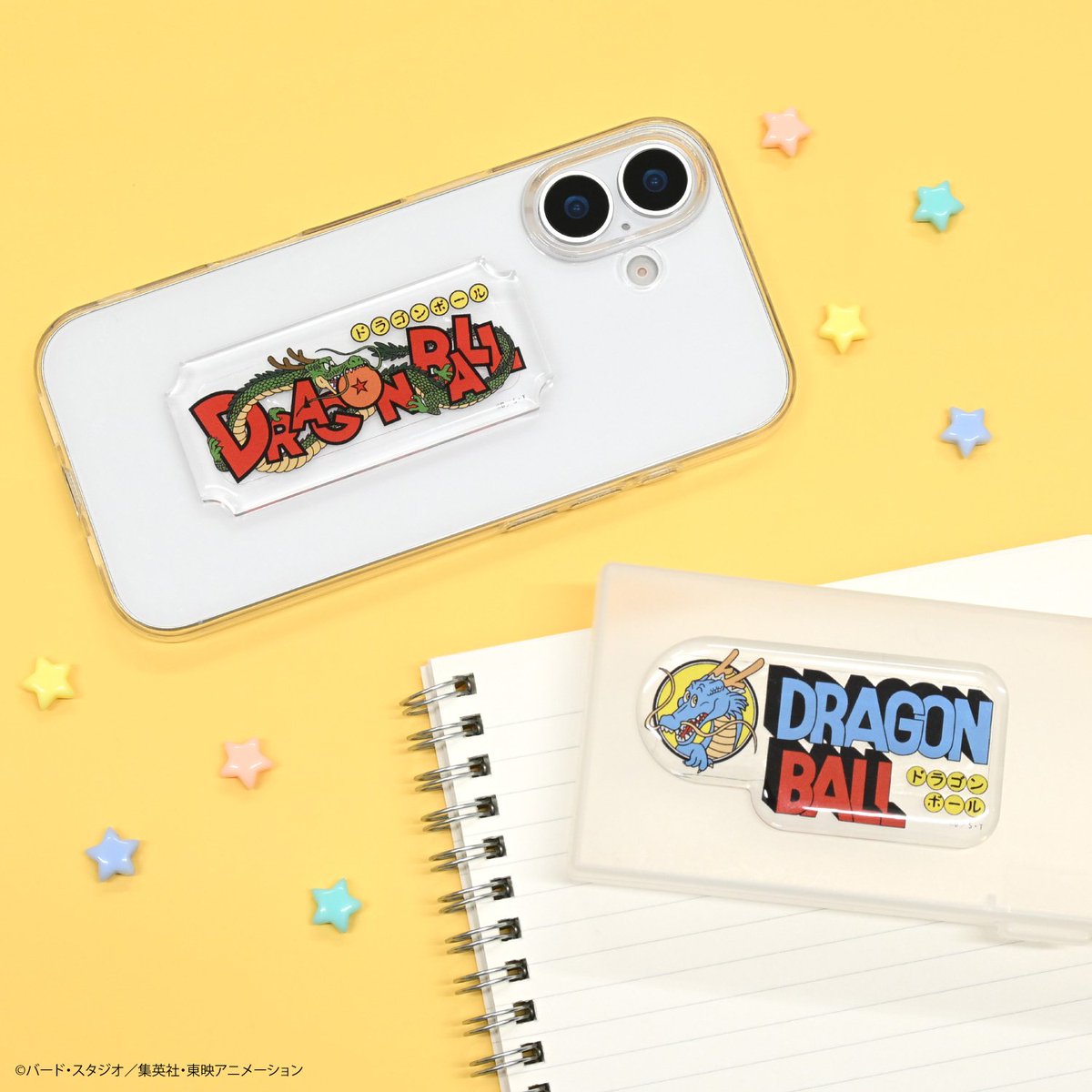 guernicass4's tweet photo. グルマンディーズからドラゴンボールの新商品が販売予定のようです！

ドラゴンボール アクリルステッカー　全2種　1,408円

ドラゴンボール アクリルミラーストラップ　全2種　1,848円

ドラゴンボール マグセーフ対応カードウォレット　全2種　2,508円

ドラゴンボール マグセーフ対応モバイルバッテリー　全2種　6,028円

ドラゴンボール スマ冷えプレミアム　全2種　2,508円

ドラゴンボール シリコンポーチ　四星球　3,168円

ドラゴンボール シリコンポーチ　ドラゴンレーダー　3,168円

https://t.co/MSREOcc0Y4