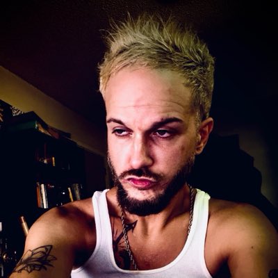 gr8scottlofton's tweet photo. #NewProfilePic https://t.co/bYxSgsFXaE