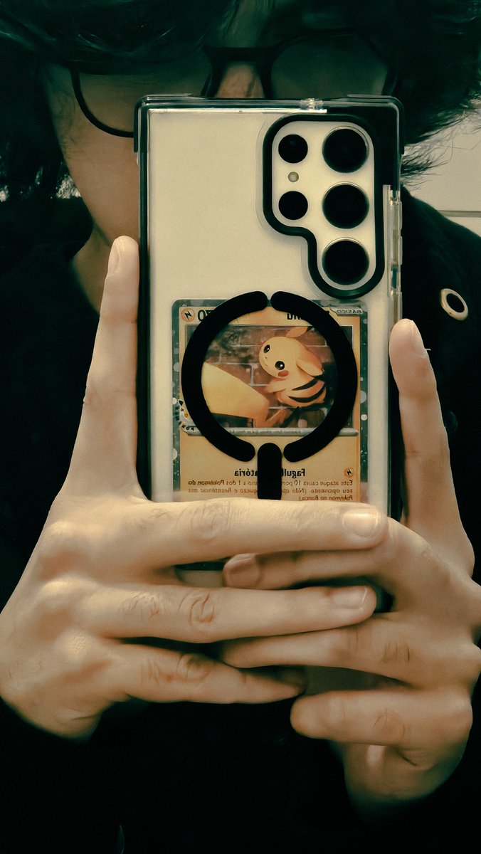 matty_ribas's tweet photo. Eu genuinamente amo essa carta do pikachu de 30 anos https://t.co/segNT58Whg