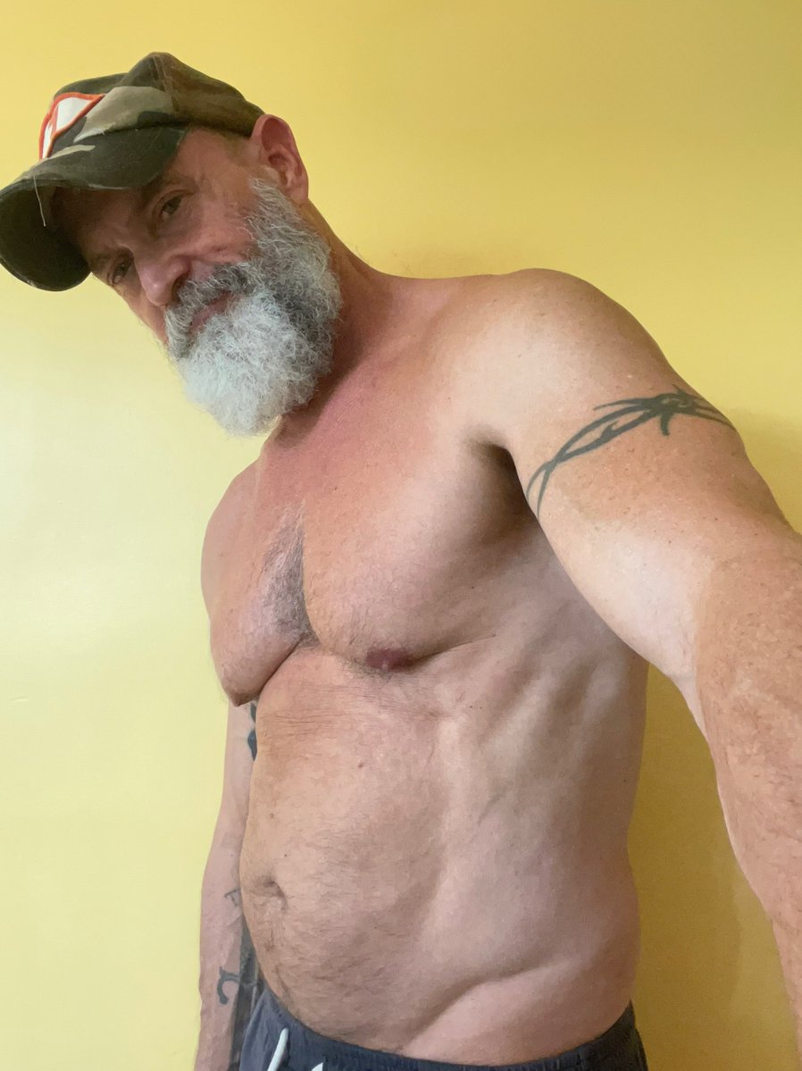 James York tweet media