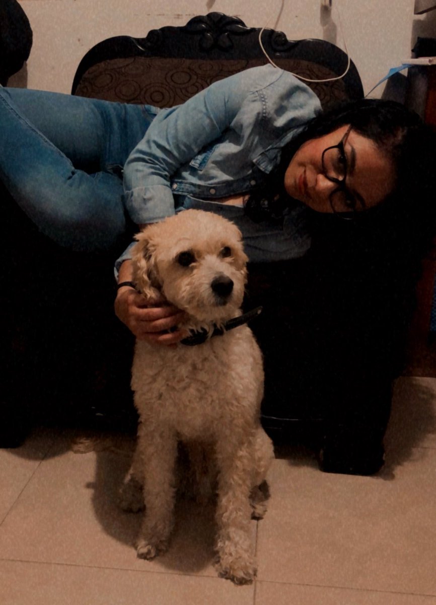 ximmroo_'s tweet photo. Anoche soñé contigo, y fue como si nunca te hubieras ido… 🥺♥️

I love you but I miss you.. 💔🐶 https://t.co/llcdfBMhjc