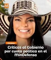 dona_pily2's tweet photo. Les vengo diciendo que Angélica Verbel es una vergüenza
Otra Julianita, que Petro puso ahí.

Dizque vice de mindefensa recién graduada de derecho, encargada de comprar todas las armas del ejército, entre otras cosas, sin tener idea de nada, pero sobre todo manejando la plata.

Ella, haciéndose selfies y los generales teniendo que rendirle cuentas a ella.