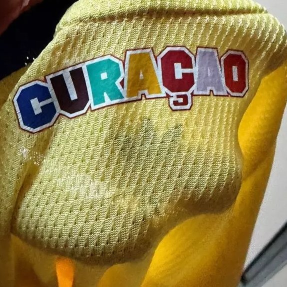 camisas_shopee's tweet photo. 🇨🇼 Camisa II Seleção Curaçao 2026

https://t.co/wwM7KdPu30

*versão jogador/torcedor
*fotos de avaliações de compradores https://t.co/2FTGvHzNXr
