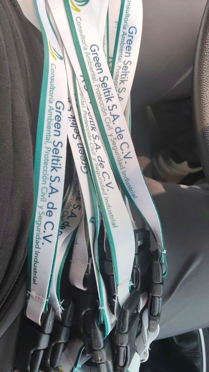 CorpSubli's tweet photo. Subli Creative Corp. 
📱 222 436 5785 

💚Pack de lanyards sublimados a 2 vistas de 25mm de ancho con herraje de metal y broche Samsonite.

💚 Gracias por su preferencia ☺️

💚Te apoyamos en tus proyectos 24/7 gracias por su preferencia .

📌Cotiza con nosotros 😃 https://t.co/ZNf68x2Fuz