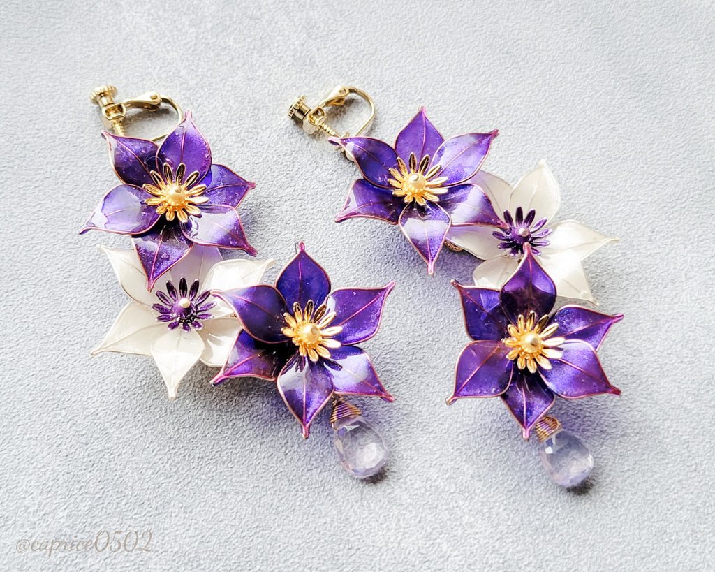 caprice0502's tweet photo. ワイヤーとネイルポリッシュなどでいのちを吹き込んだ花や鱗翅目を制作
アクセサリーに仕立てております🌼🦋

《出展》
◌10/16-11/2 京都個展【SHOPpeaberry】
◌11/14-15 デザフェス64

《常設店舗》
◌三軒茶屋 @Lupopo_cafe 
◌池袋 @C_CHOCOLAT_C 【A-15】
◌京都 @SHOPpeaberry 

LUPOPO様 thx https://t.co/uKBqedRKN9