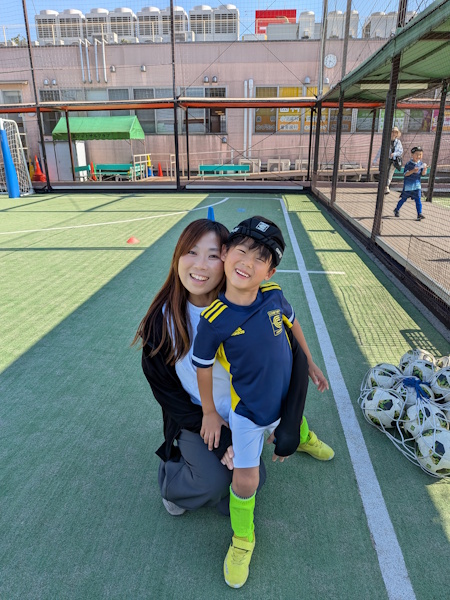 coerver_japan's tweet photo. 【スクール生の声】足立加平校 レイスケさんにインタビューしました！
Q. 入会時期とキッカケは？
A. 年中（4月）から。初心者向けスクールを探していて、知人に勧められました。 https://t.co/StGUYGNoJQ