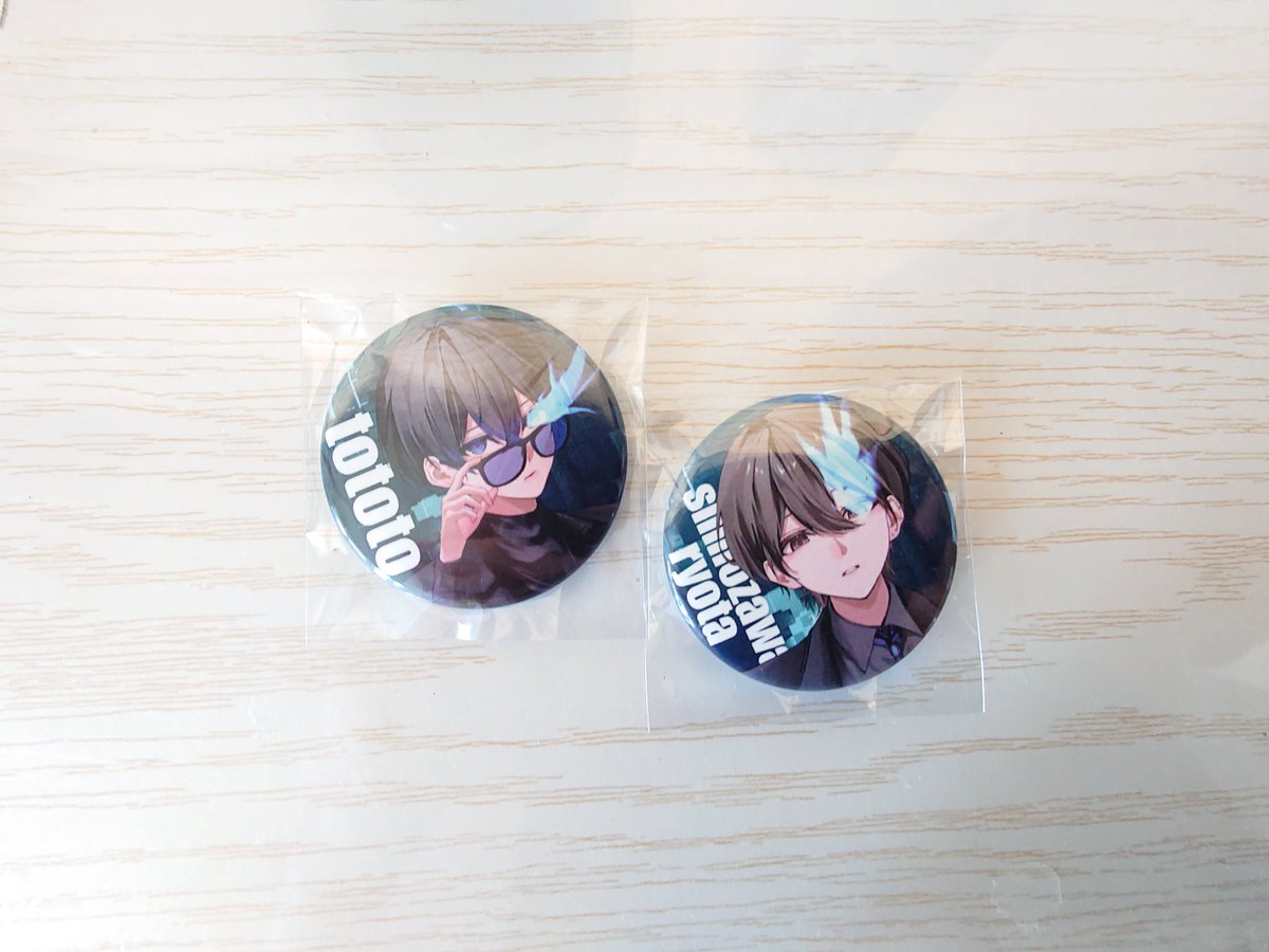 rosehead_fp's tweet photo. 言葉にすると、どうもその枠で収まってしまう気がして、どの表現が適切か分からず言葉を探していた。ただ、恐らく、この状態が余韻嫋々なのだろうな…と。
特に、バンドセッションは、オトナな色気にため息。私の席から楽しそうな主催も見え、ほっこり。
#quartet0720 https://t.co/e2xfsau5Aj