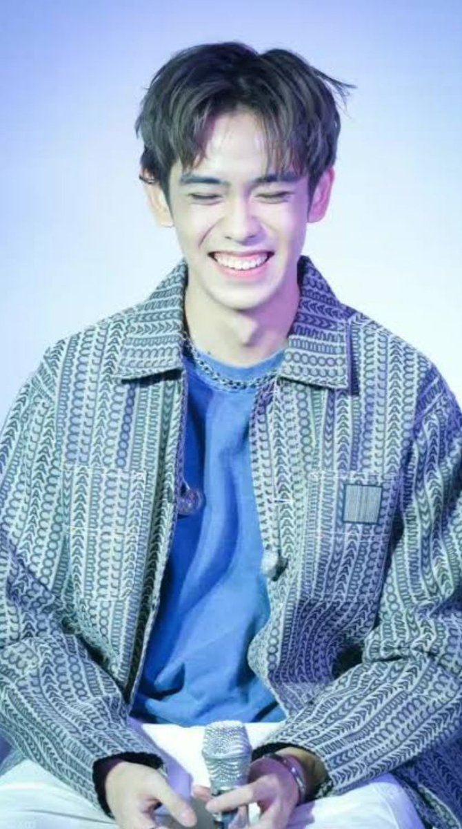CinemaSerieNews's tweet photo. El cantante y actor tailandés #ThirdLapat (27 años) #LapatNgamchaweng se unió a #GMMTV Exmiembro de #TRINITY y #NinebyNine #Kamikaze #seriebl #GreatMenAcademy (2019) y la #película #MotherGamer (2020) Instagram: thirdd X: third_n TikTok: official_third
#Tendencia #Noticia2026 https://t.co/szoGf8UzWO