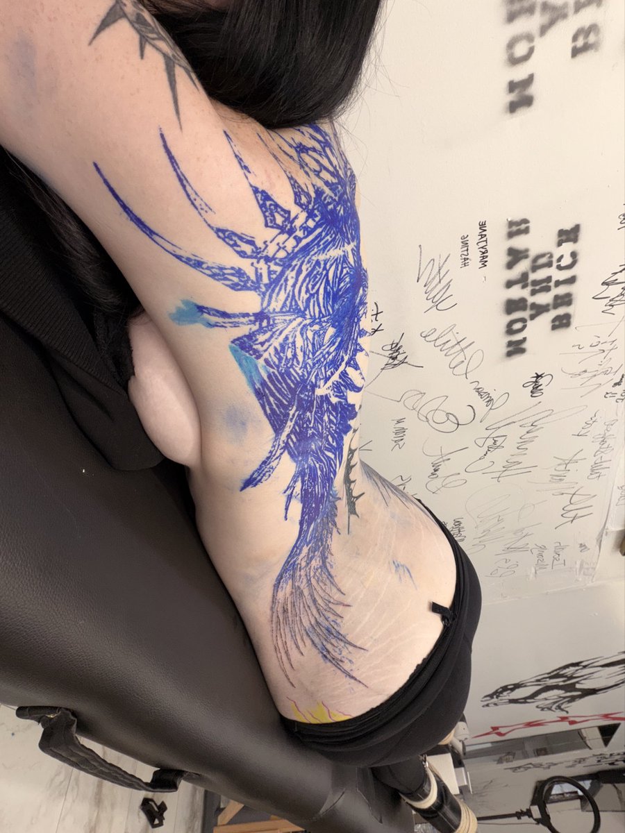 rayylipgloss's tweet photo. Finally got my own wings... now the only question is, are you ready to catch me? 😉🪽

#goth #tattoo https://t.co/sgfl3tENEH