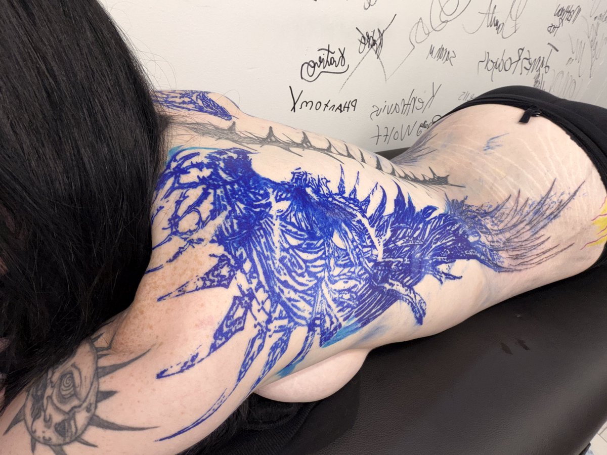 rayylipgloss's tweet photo. Finally got my own wings... now the only question is, are you ready to catch me? 😉🪽

#goth #tattoo https://t.co/sgfl3tENEH