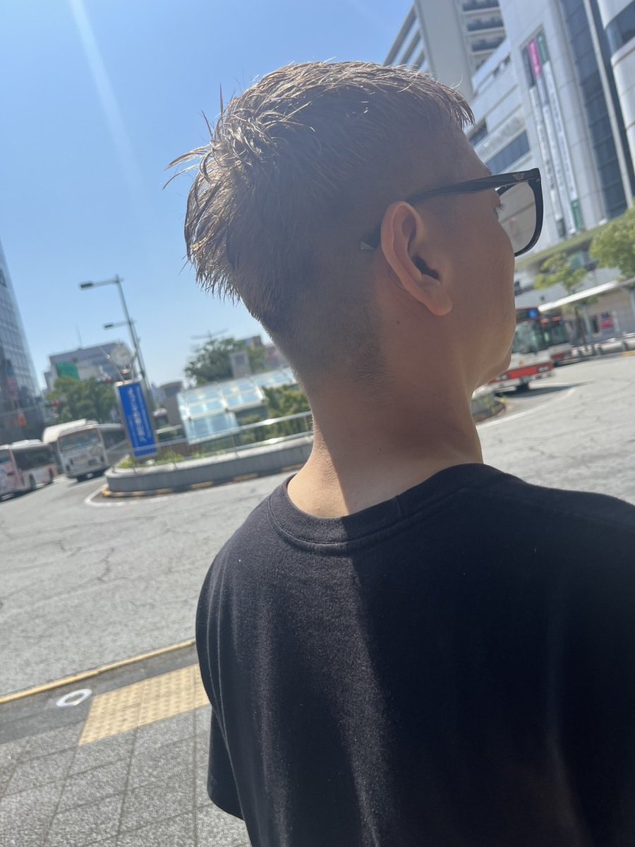 ryota000's tweet photo. 髪切った https://t.co/yKZu3eKwBU