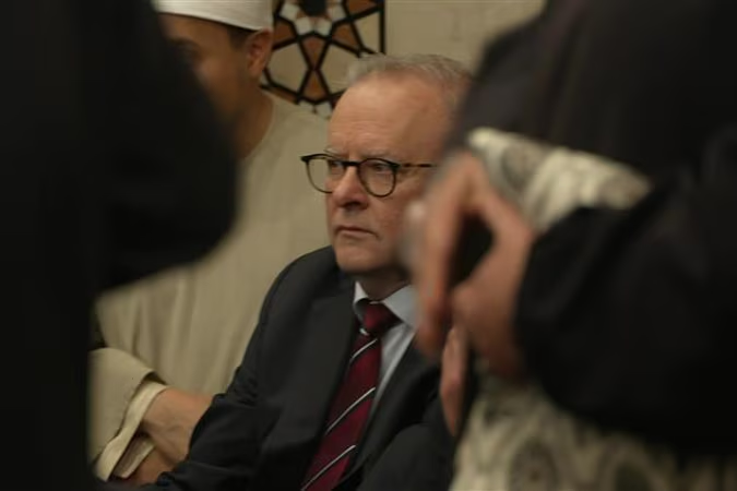 cyberpunkdingo's tweet photo. While Albanese gave $66 million to Islamist groups in Australia, here's a great stat you should know:

List of Australian deaths due to religiously motivated attacks in the past 30 years: 
Islam - ~118+  
Christianity - 0  
Hinduism - 0  
Buddhism - 0  
Sikhism - 0  
Judaism - 0  
Baha’i - 0  
Indigenous / Traditional beliefs - 0  
Other religions - 0  
No religion / Unaffiliated - 0