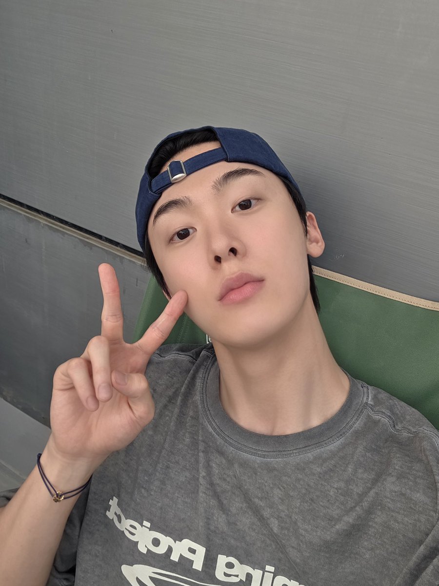 YOONSANHA_offcl's tweet photo. [💬]

🎶🎧🎹

#윤산하 #YOONSANHA https://t.co/IXighRlLVJ