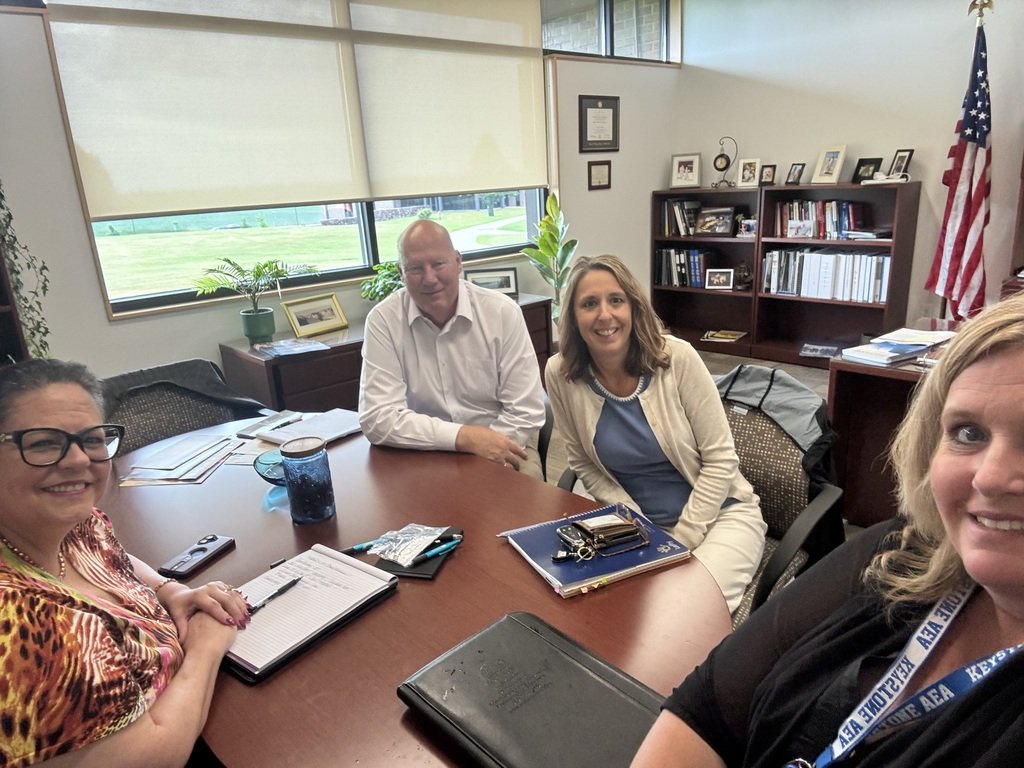 KeystoneAEA's tweet photo. Keystone AEA Corner to Corner Tour continues Day 5! Barb and Annette traveled to NICC  Calmar site Kathy and President Dave shared impressive participation and shared ideas to  help NE Iowa students grow and learn!

#SelfieWithPresident #GroundedForGrowth #KeystoneRoadReport https://t.co/fce4MuGb1o