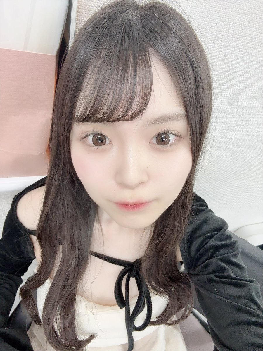 kojii7627's tweet photo. Let's give it our all at work starting today. 
#ShibuyaAsana #澁谷愛紗南 #NMB48 https://t.co/0zLOkV4MeP