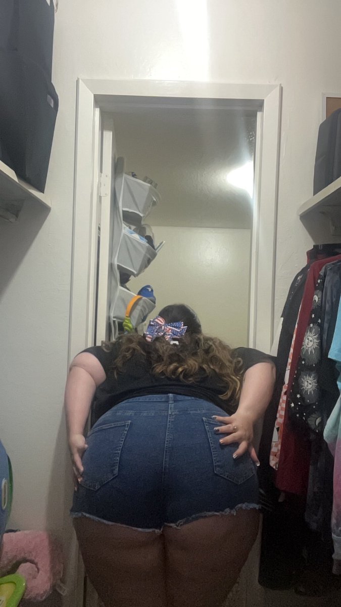 Godd3ssNancy's tweet photo. 😩🤤my DMs are always open babes https://t.co/VovzFIjhz3