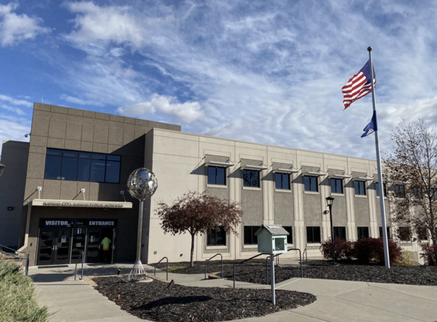 kckschools's tweet photo. Important Update: The District-Wide Registration Event on Tuesday, July 21 has moved to Central Office, 2010 N. 59th St., KCK.    

The event is to help students register for the upcoming 2026-27 school year.   

Info--> https://t.co/hHF0ql40n0 https://t.co/SzxIMsMKZ4