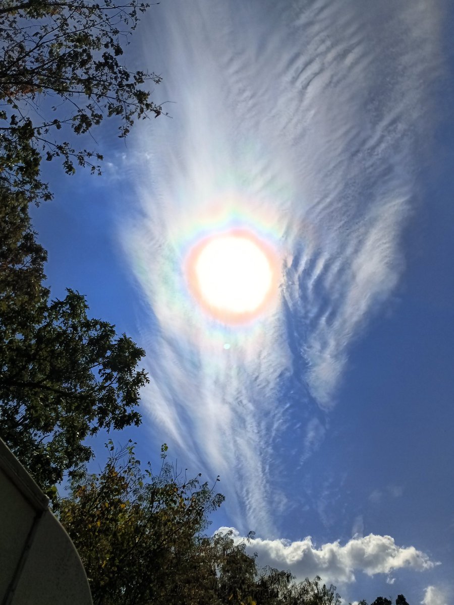 PlutoDoorBell's tweet photo. 🤟🏼 https://t.co/2tiRdQbp3r